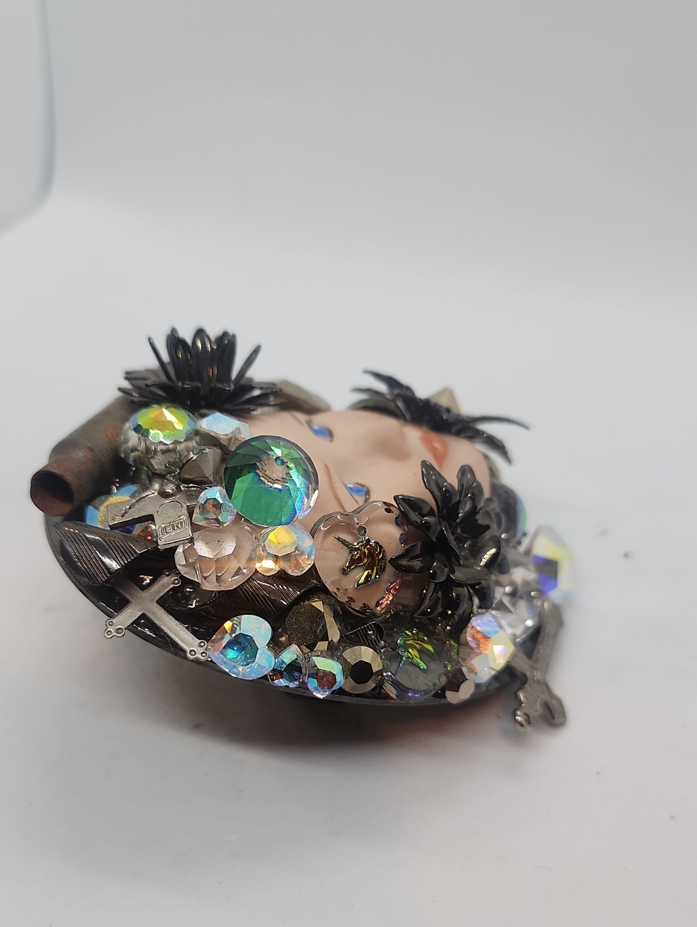 GASOLINE GLAMOUR WONDERLAND RING 🌸💎✨ - Picture 9 of 16